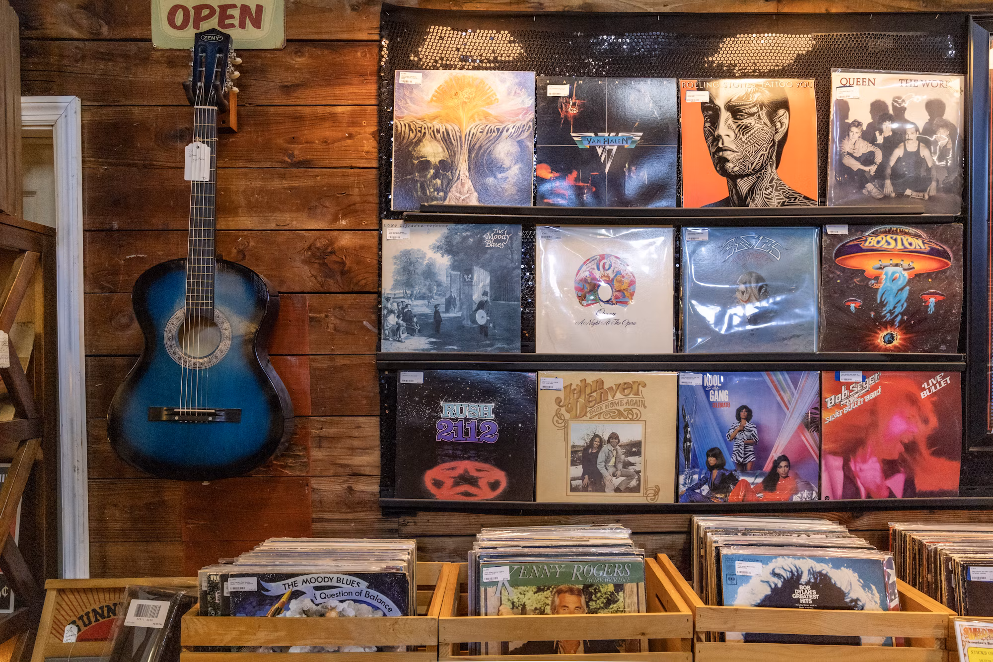 The Art of Rock Guitar: Iconic Styles, Techniques, and Legends